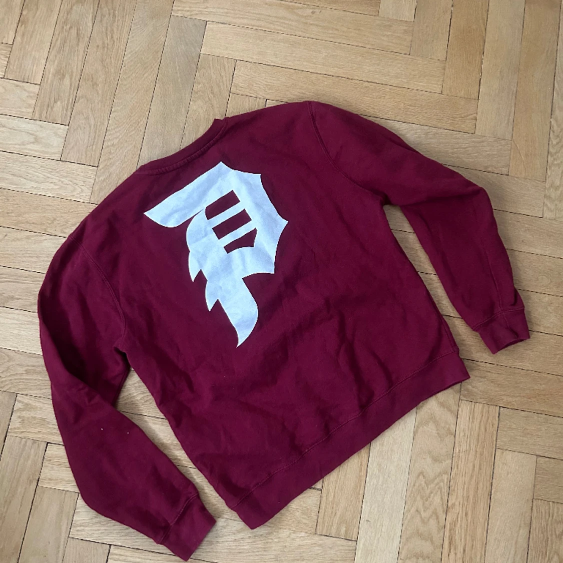 primitive crewneck - 90