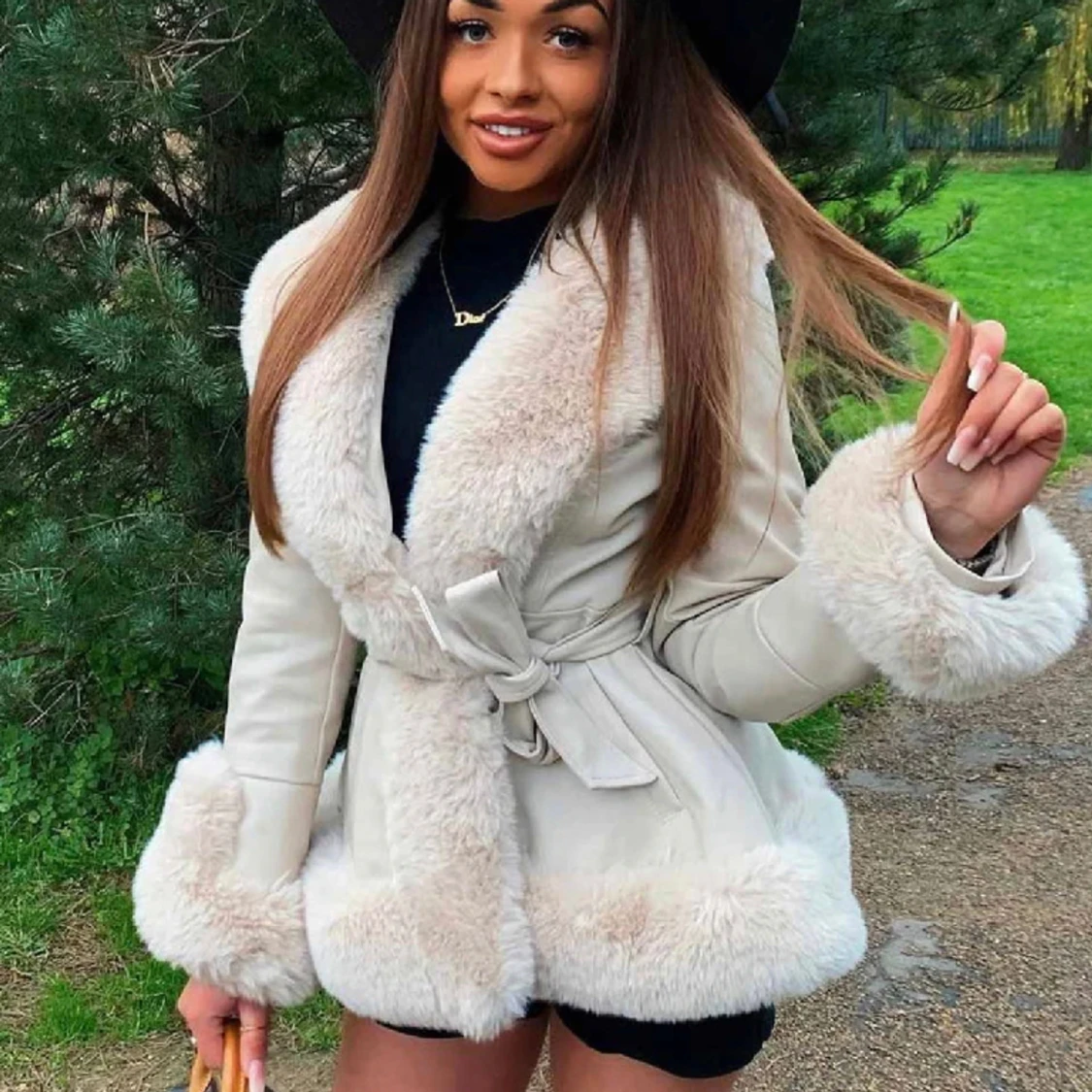 Helt ny oöppnad tiktok känd jacka  - 91