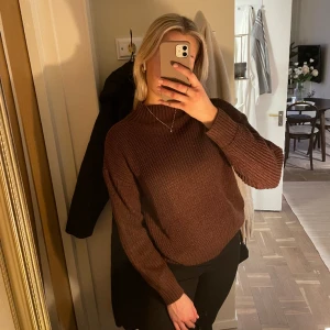 Stickad tröja - Stickad tröja använd en gång!✨