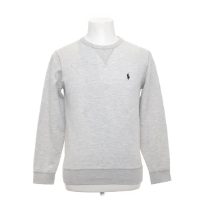 Ralph lauren sweatshirt  - Grå Ralph lauren sweatshirt. Lite nopprig annars i bra skick. Storlek Xs.