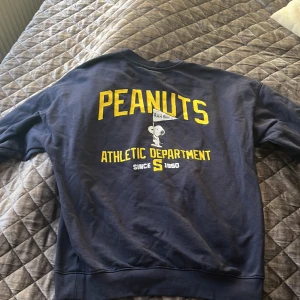 Snobben tröja - Sweatshirt med snobbenmotiv på ryggen