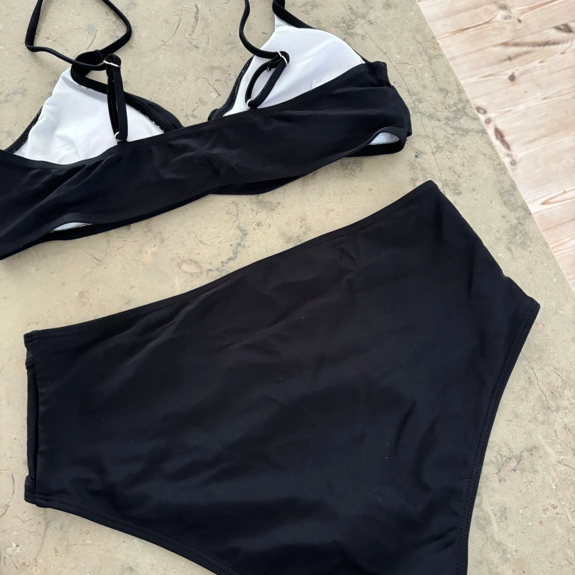 Bikini svart, rostfärgad - 91