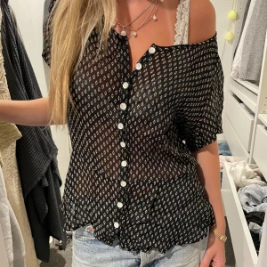 söt topp  - super fin!!