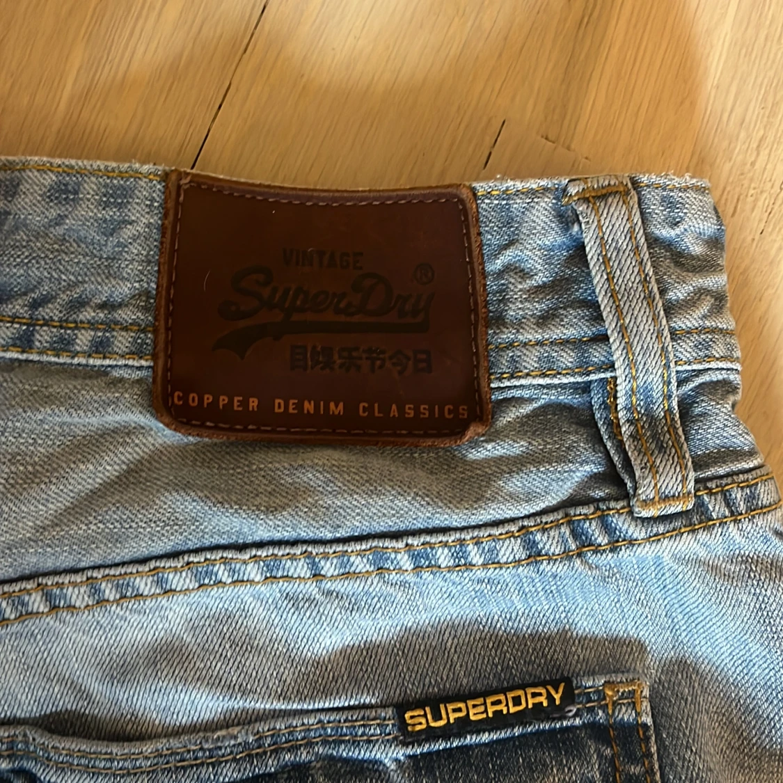 Ljus blåa vintage SuperDry jeans - 93