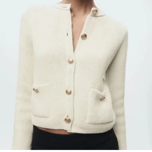 Zara kofta - Zara kofta i storlek s. Pris är diskuterbart! 