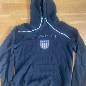 Gant hoodie - Bra skick. Storlek S