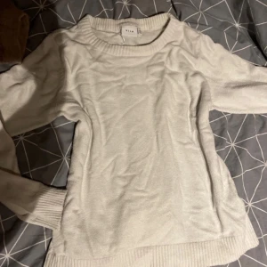 Stickat tröja  - Ej använt, bra 