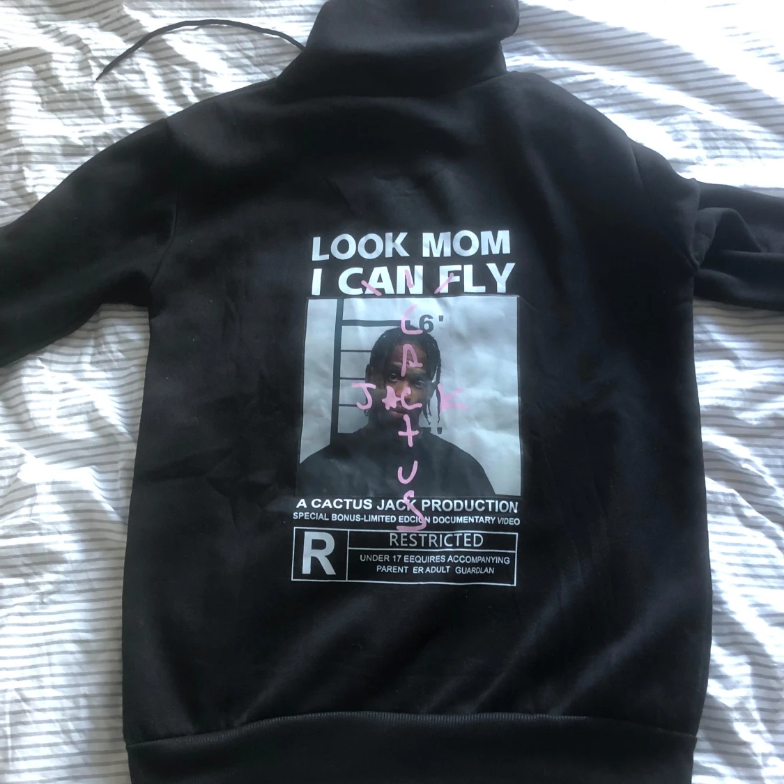 Travis scott hoodie  - 90