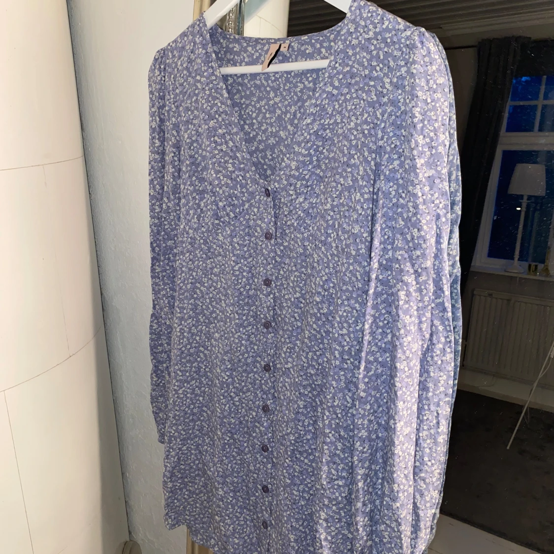 Blommig klänning - 1