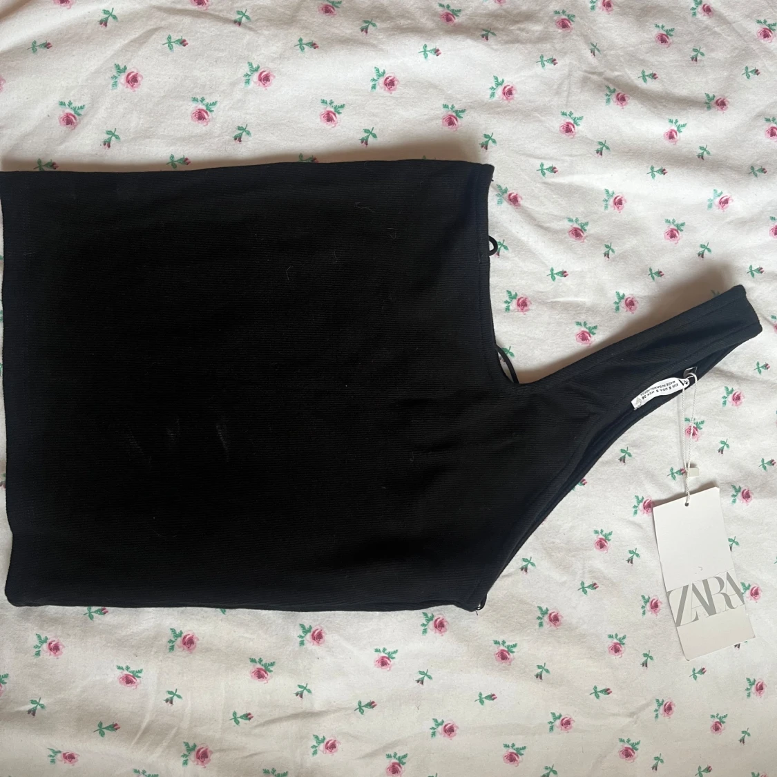 Asymmetrisk zara topp