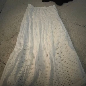 Sommar kjol - Cuteee lång kjol från Lindex❤️❤️❤️ jätte litet håll som smälter in dock