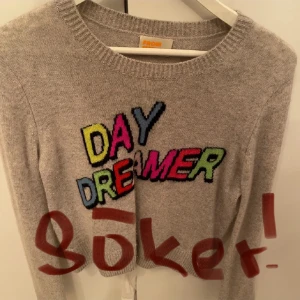 From future tröja (söker) - Hejj söker denna tröja eller liknande från from future i storlek xs,S eller M ❤️❤️