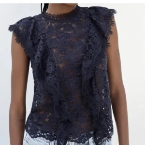 Spets topp - Superfin spets topp från zara aldrig använd.