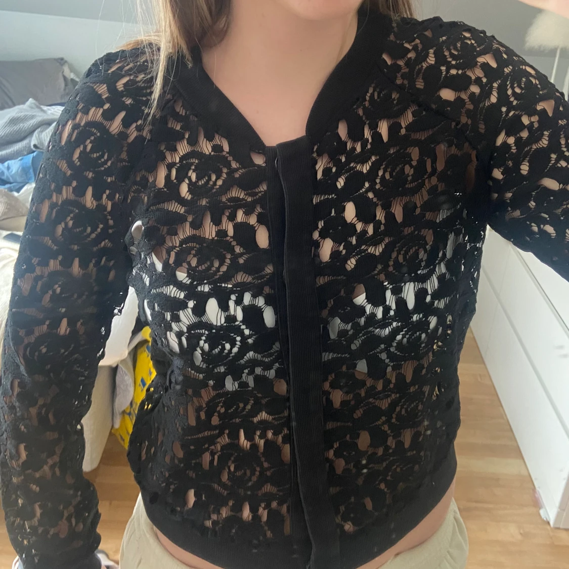 Genomskinlig tröja - 90