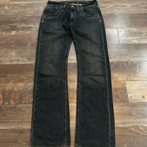 jeans - ASSNYGGA BYXOR, ÄLSKAR WASHEN MEN DE PASSADE INTE MIG :( Dör för dessa jeans 31/32, inga defekter. Bilderna är från tidigare säljare!  Ställ bara frågor ifall du undrar något :)