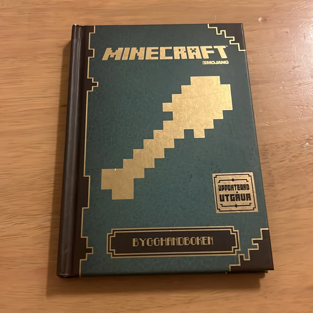 Minecraft böcker på svenska som inte använts. Helt nya. Accessoarer.
