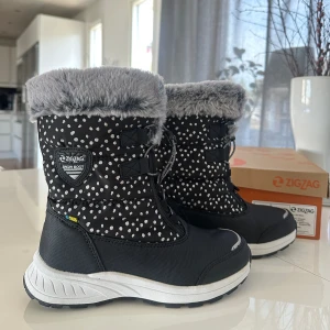 Vinterskor barn  - Helt nya vinterskor till barn  Storlek 35  