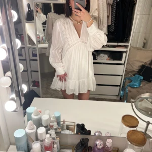 Klänning - Klänning