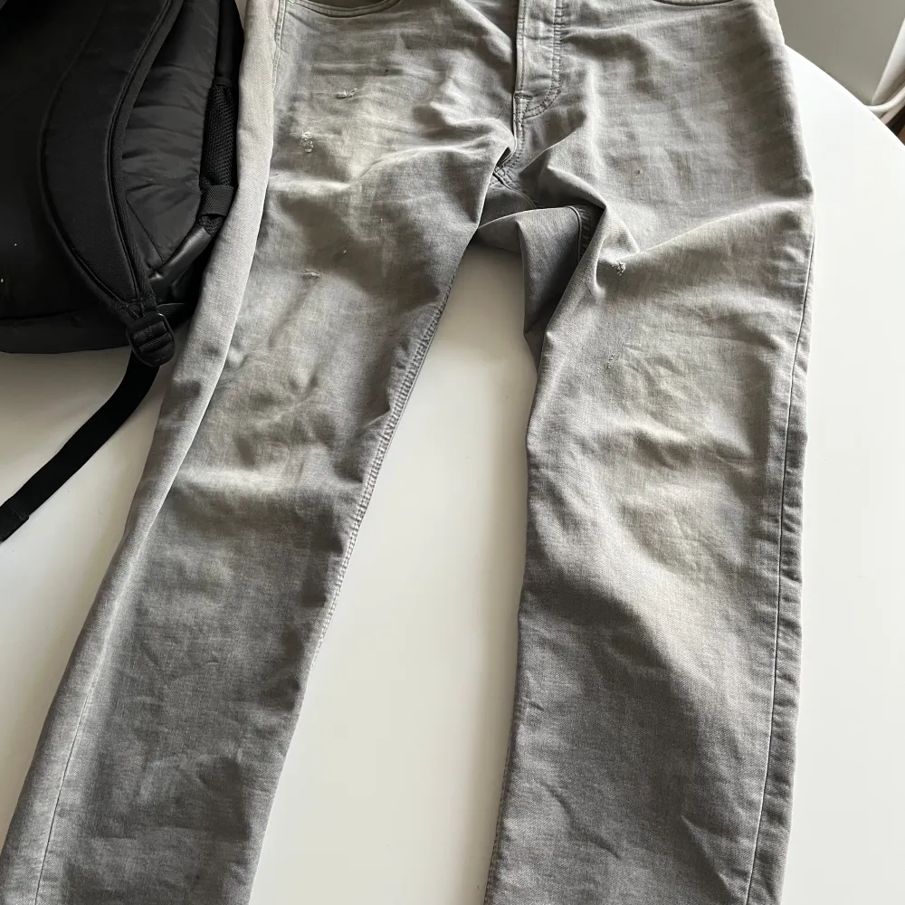 Ett par riktigt sköna byxor från Jack & Jones. Med passformen Slim Fit. Jeans & Byxor.