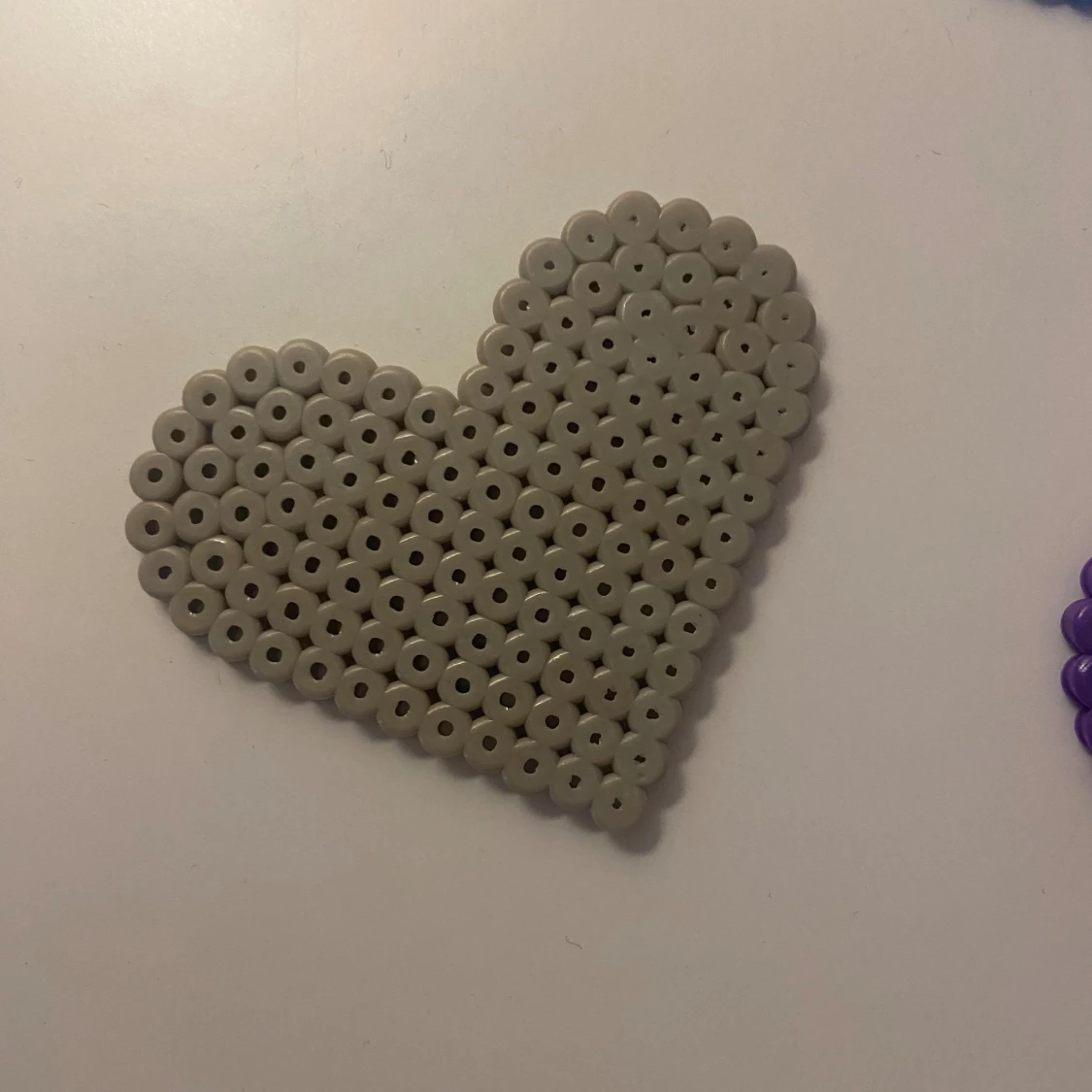 Enfärgade pärlplattor  - 91