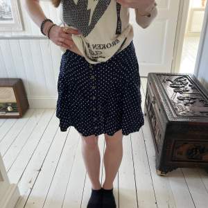Söt kjol från superdry, använd fåtal gånger💕Nypris 599kr