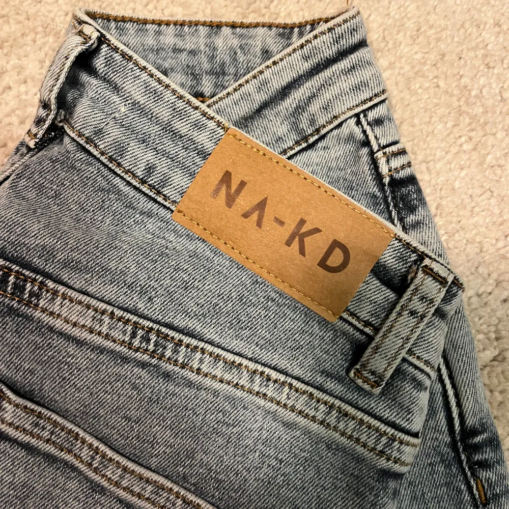 Raka jeans från nakd, oanvända. Jeans & Byxor.