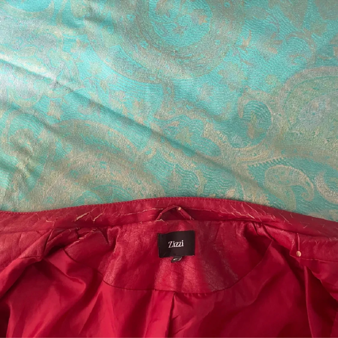 Vinröd skinnjacka - 90