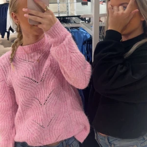 Stickat tröja  - En ljusrosa superfin stickad tröja 💞
