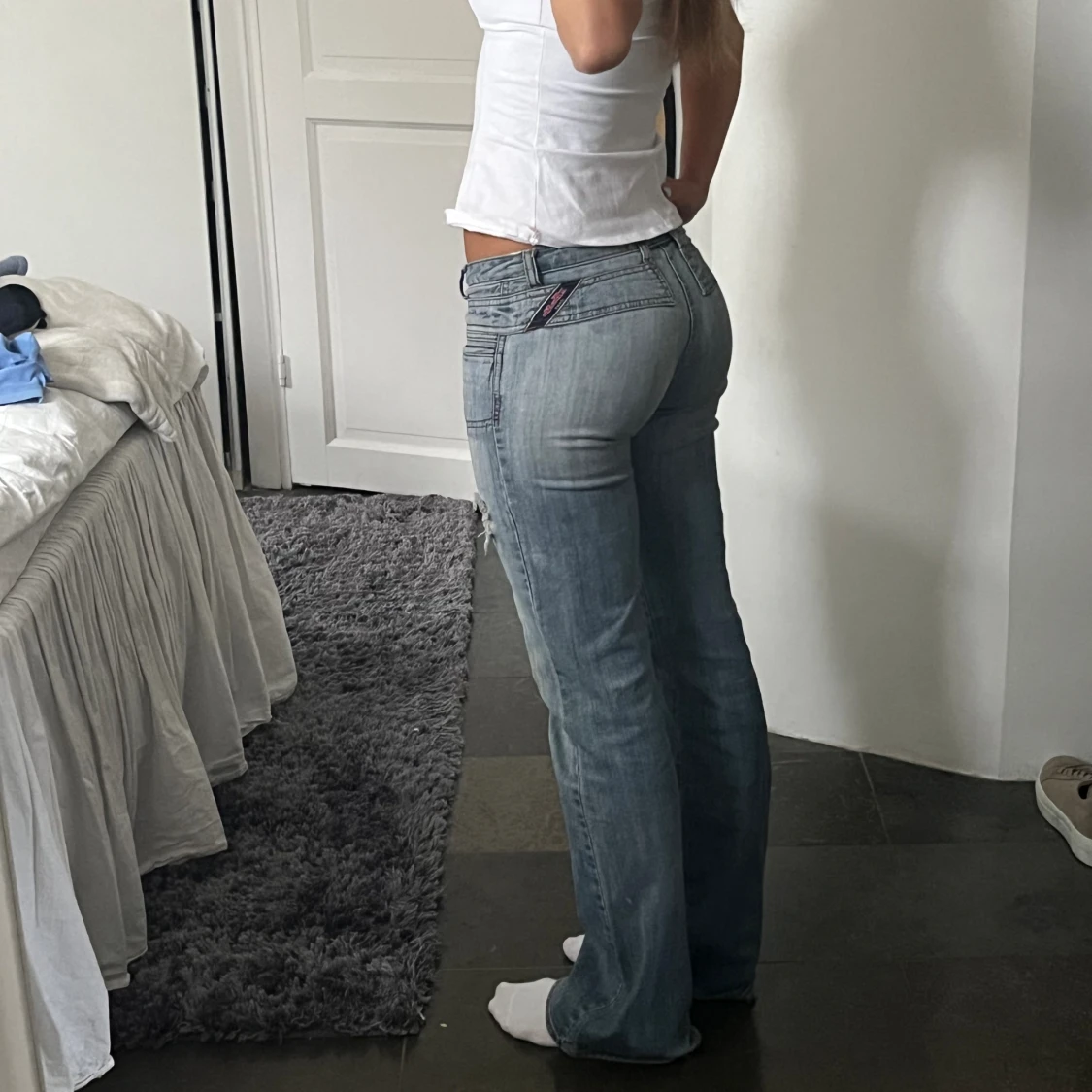 Lågmidjade ljusa jeans   - 93