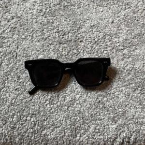 Chimi 04 Berry - Säljer nu mina chimis då dem inte kommer till användning längre. Bra skick men har tyvvär tappat bort fodralet, därav priset! Pris kan diskuteras och bara att skriva om du har frågor, tryck gärna på köp direkt!🩷🩷