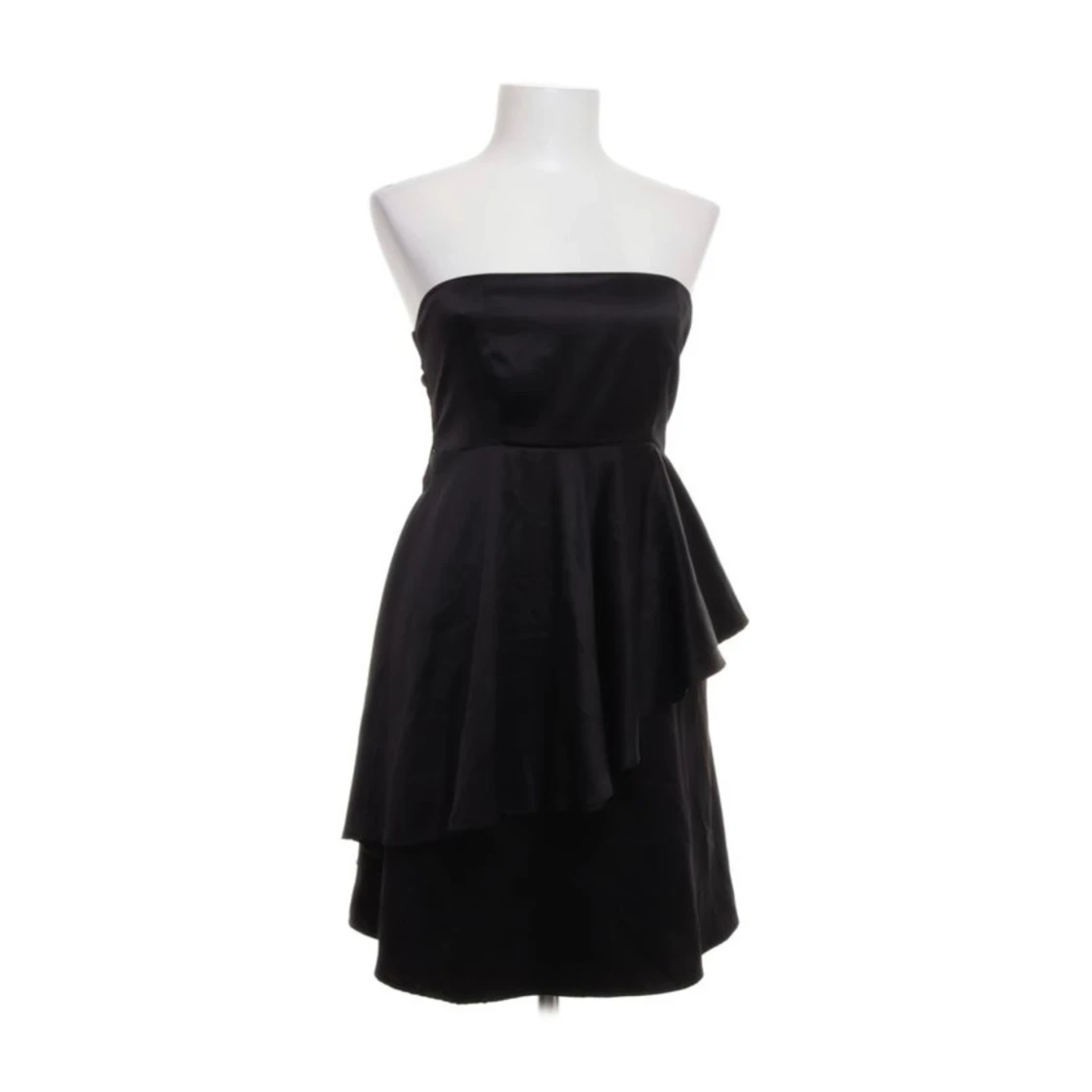 Of schoulder klänning❤️