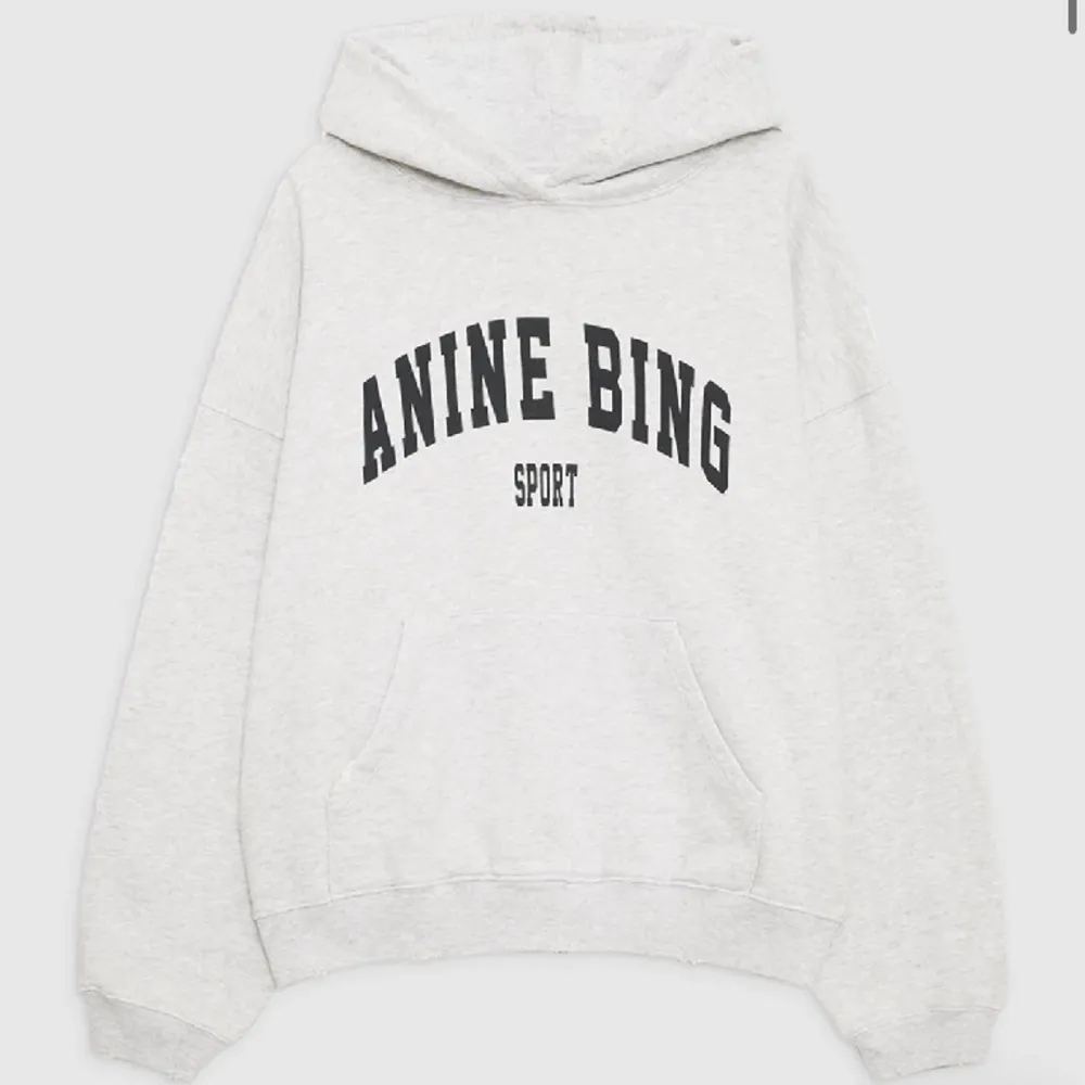 Intressekoll på min Anine bing hoodie i superfint skick! Vill sälja då jag inte använder den så mycket . Hoodies.