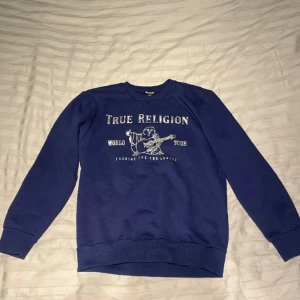True religion sweatshirt - En true religion tröja i riktigt bra kvalite och skick.