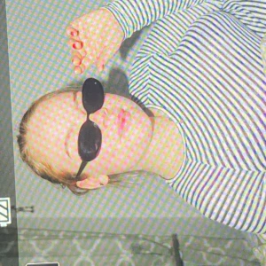 Solglasögon - Köpte här på plick typ aldrig använt:/