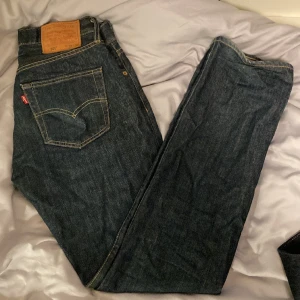 Levis jeans 501 - 501or i storlek W29 L32 i bra skick, använda få gånger!