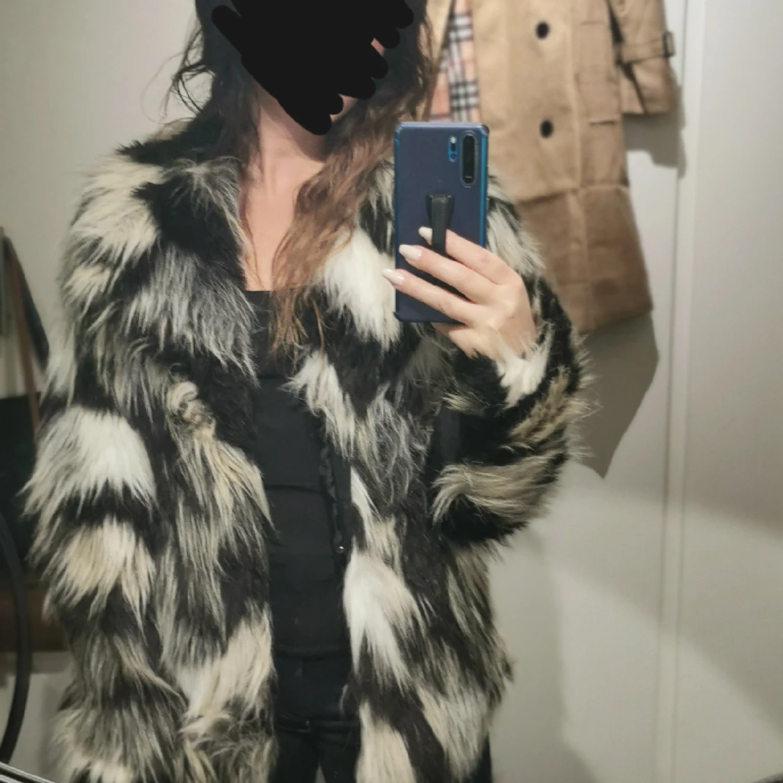 Mysig jacka fuskpäls