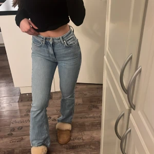 Jeans asos bootcut - jeans från asos. 