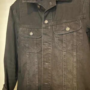 Jeans jacka  - Oanvänd 