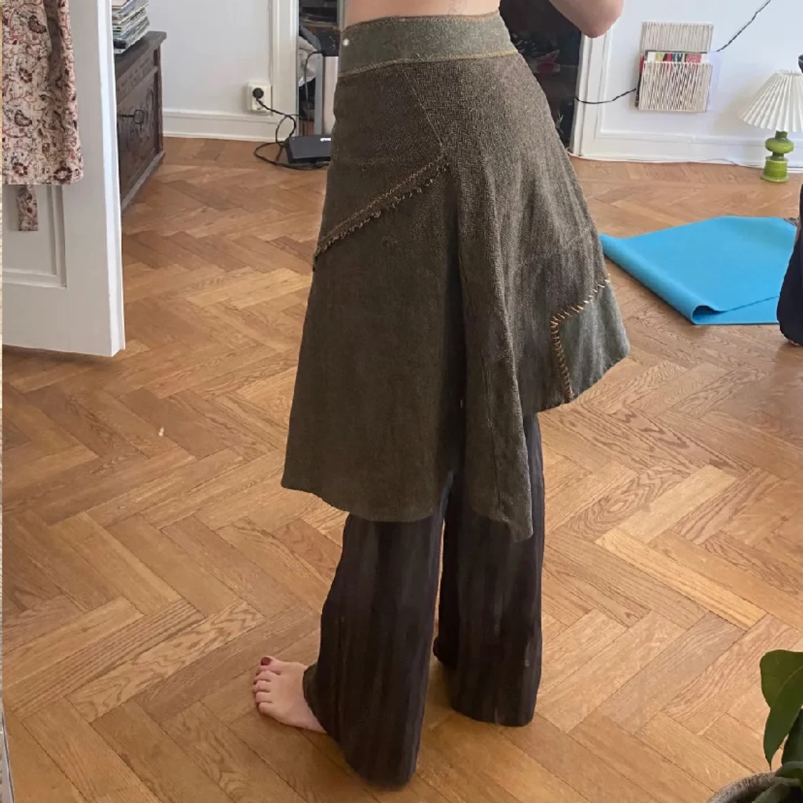 Asymmetrisk kjol - 90