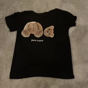 Palm angles tröja - Storlek M sitter ganska mycket som en S. 10/10 skick 