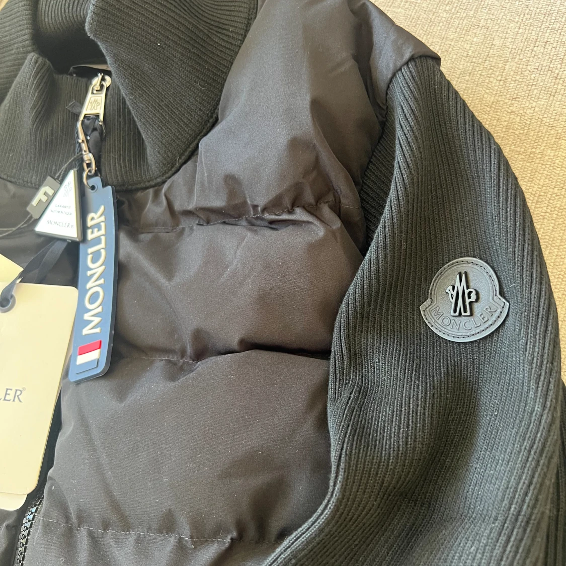 Moncler Cardigan - 92