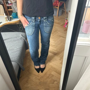 Jeans Pepe Jeans - Lågmidjade vintagejeans från Pepe Jeans i storlek 27/32💕