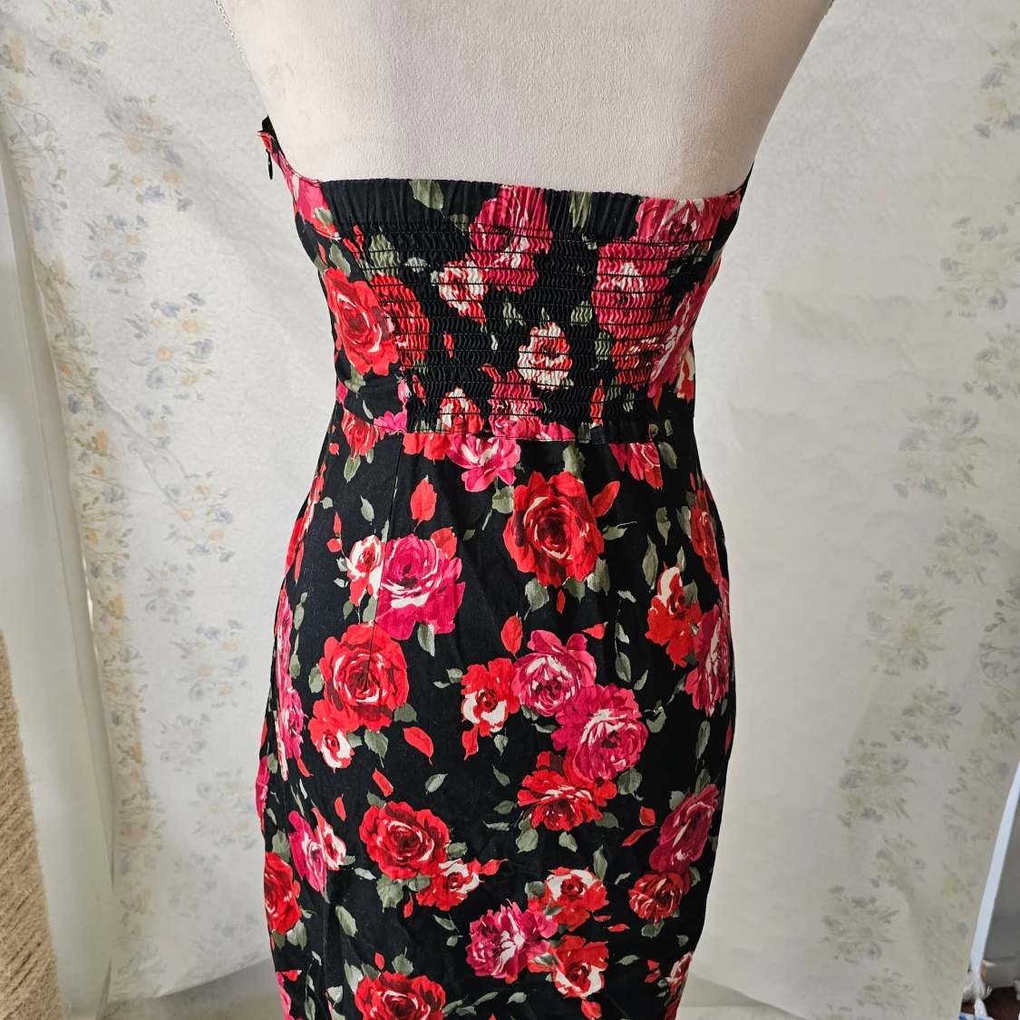 Blommig klänning från Cache Cache - 90