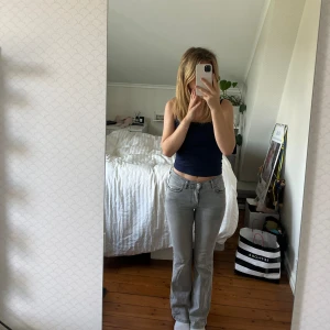 Bootcut jeans - Bootcut jeans från Gina köpta i våras. Säljer då jag inte använder dom längre. Köpta för 499. Storlek 34