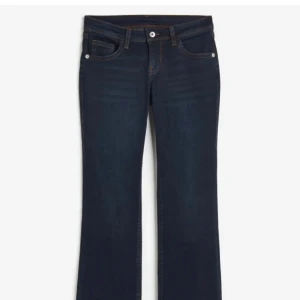 Lågmidjade jeans - Superfina Lågmidjade jeans från hm, storlek 38💕