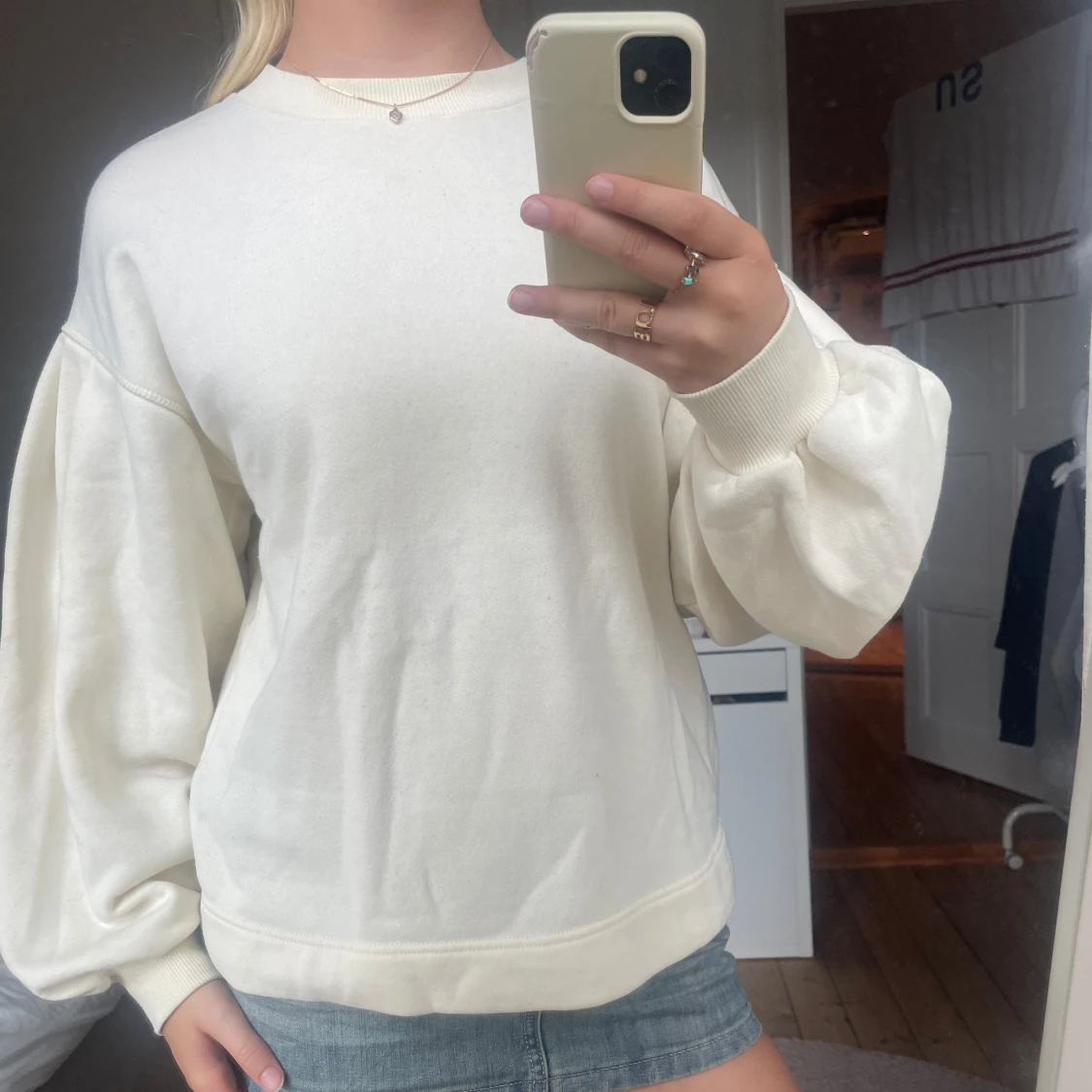 Sweatshirt 