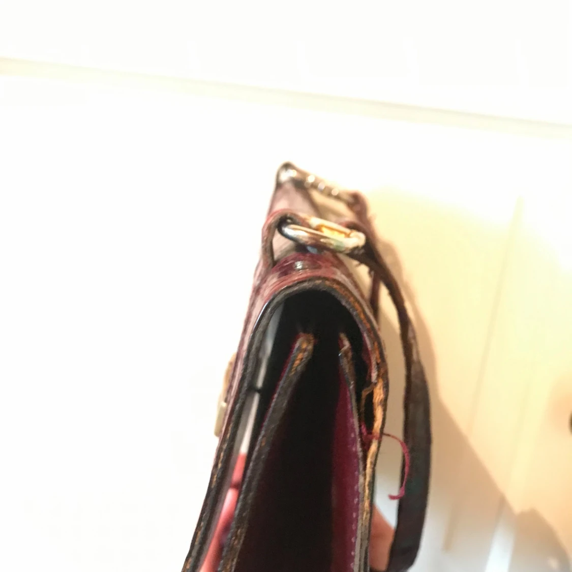 Wine red handbag  - 93