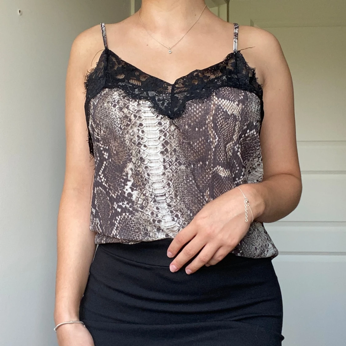 Ormmönstrad linne  - 90