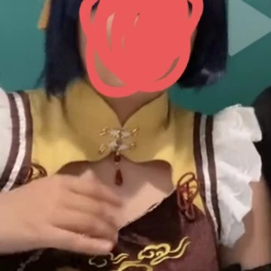 Maid Xiangling cosplay  - Selling my maid Xiangling cosplay beacuse of the resons that she dosent fit me anymore, plus i was getting bored of the charakter itself. The cosplay itself has been worm three times so its almost brand new. It was brougth from Uwowo cosplay. 
