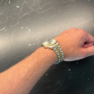 Klocka -Kompass - Klocka från Kompass Aldrig använd